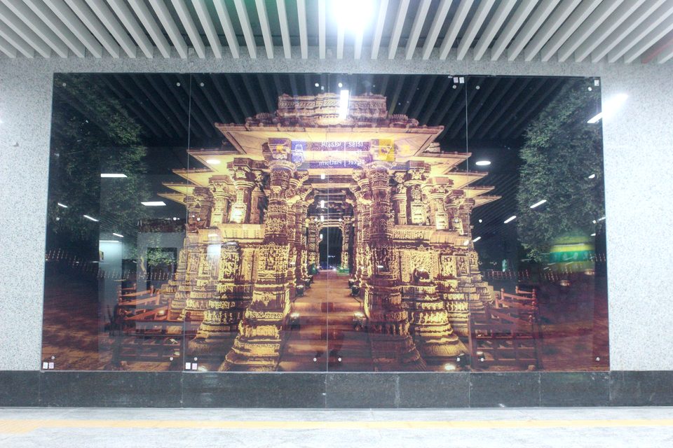 Printed glass mural panel depicting heritage architecture