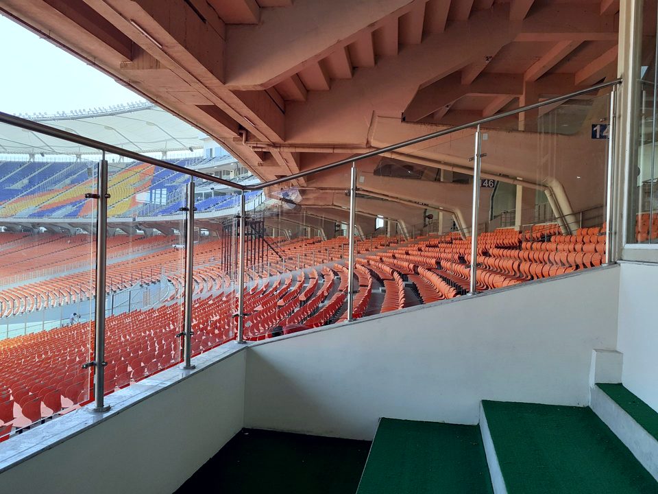 Glass balustrades, SS handrails, safety barriers, delivered as a single accountable package.
